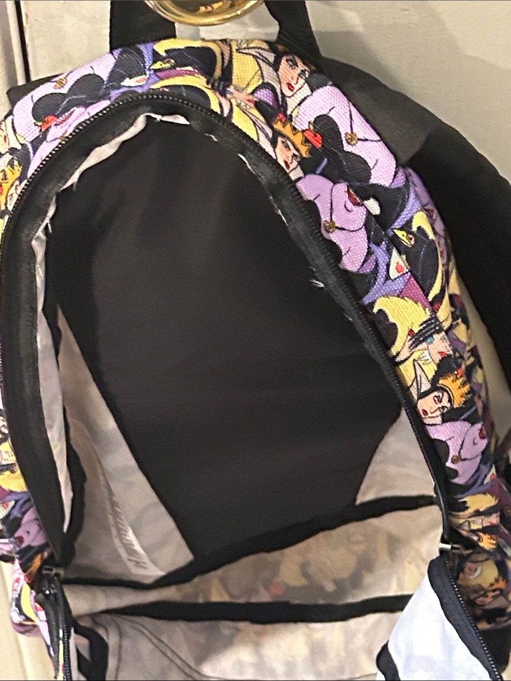 Vans Off The Wall Disney Villains purple Print Backpack - Picture 5 of 7